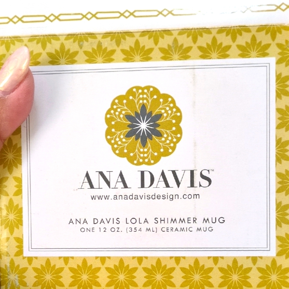 Ana Davis Gold Shimmer Collectable Ceramic Mug